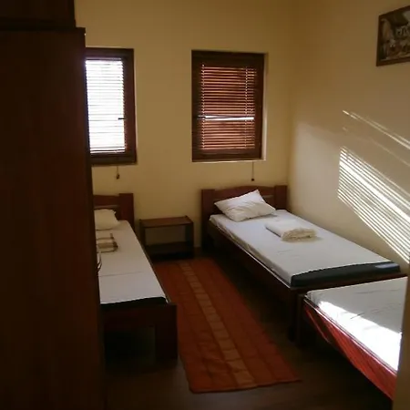 Guest house Nyarfas Vendeghaz *