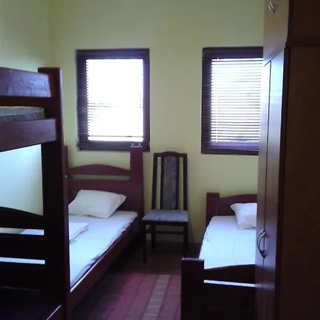 Guest house Nyarfas Vendeghaz Szeged